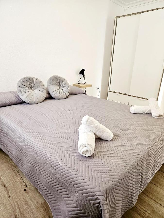 Apartamento Familiar En Triana Seville Ngoại thất bức ảnh